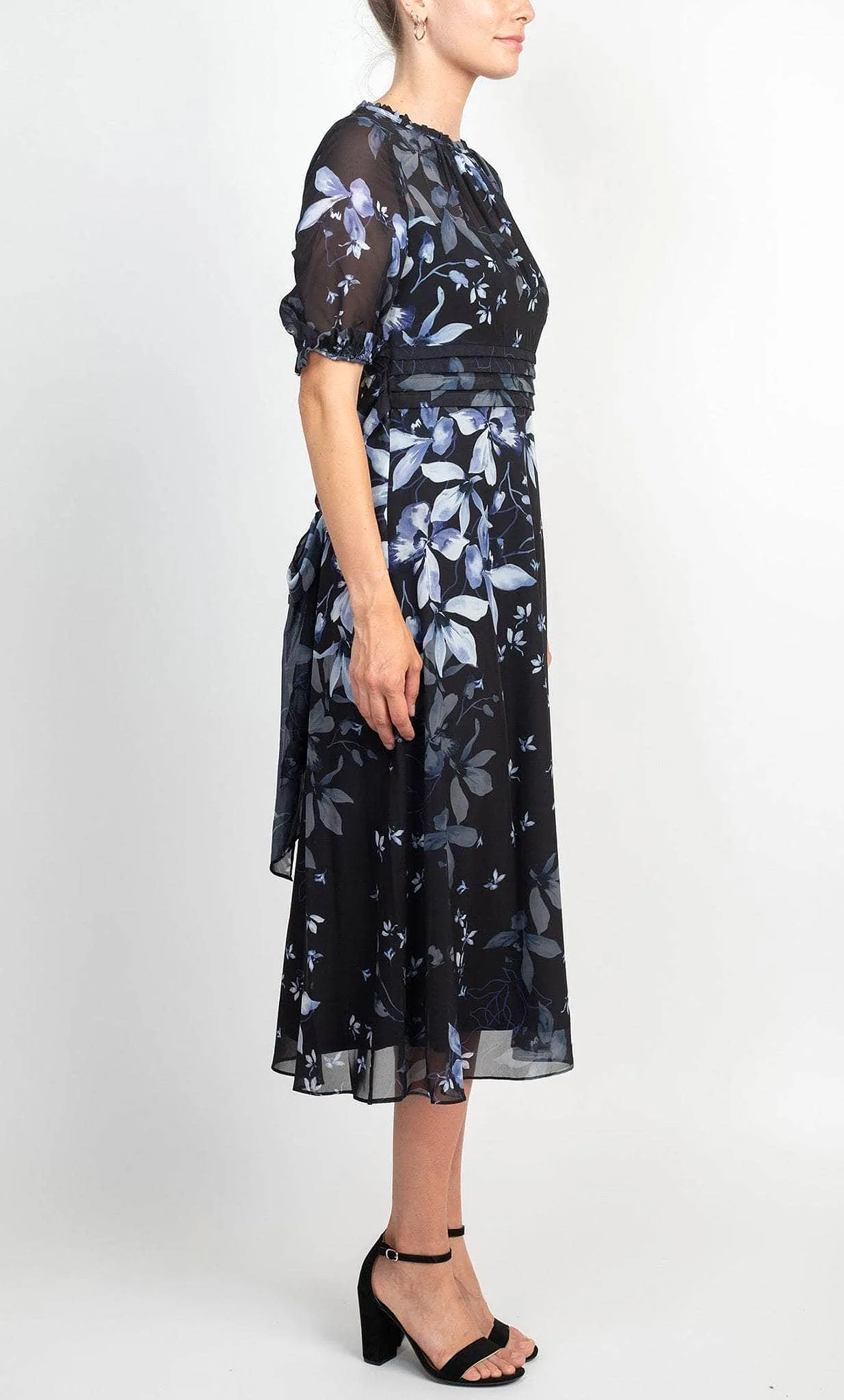 Adrianna Papell AP1D104584 - Floral Printed Modest Casual Dress