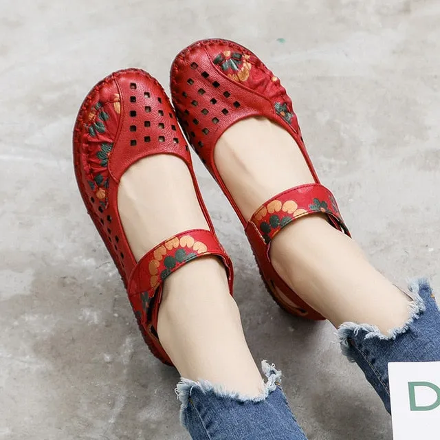 Women's Summer Genuine Leather Floral Pattern Round Toe Flats