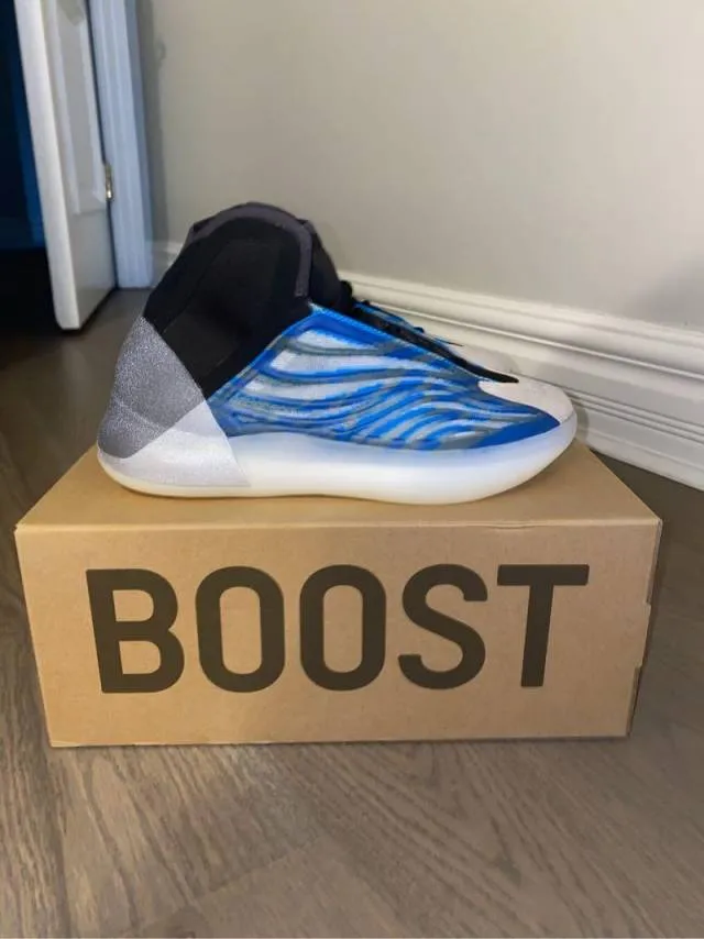 Yeezy QNTM BSKTBL Frozen Blue Size 5.5 Men's